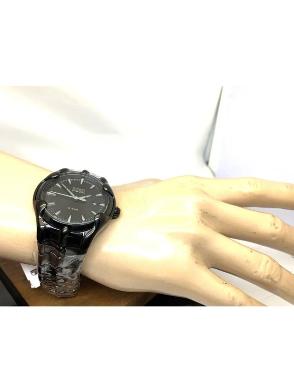 Diesel Men's Watch DZ2187 Vert Quartz Black Dial Stainless Steel 44mm With Box